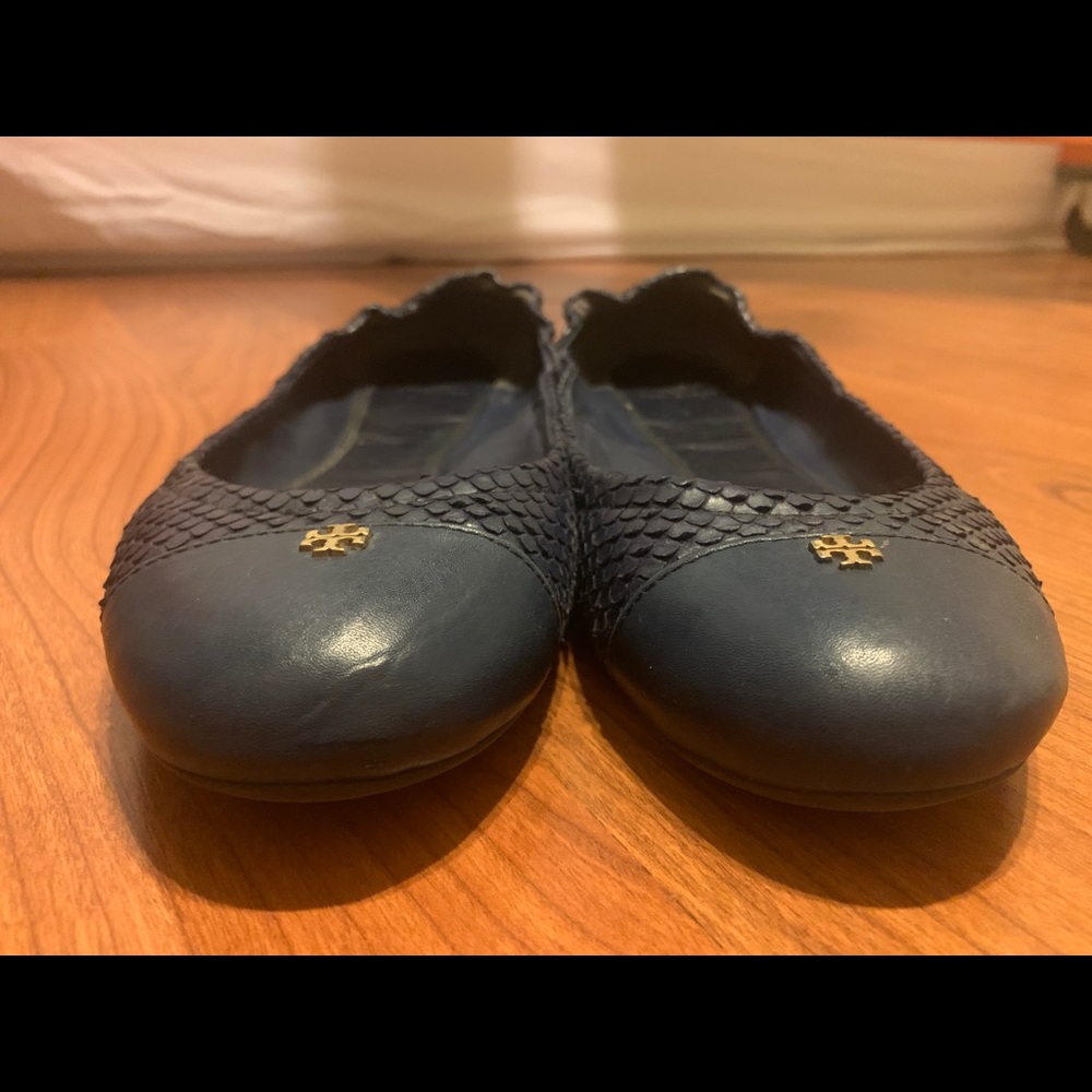 Tory Burch Snake Ballet Flats - Picture 2 of 6